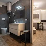 La Degli Specchi Piazza Unita D'italia 3* Triest
